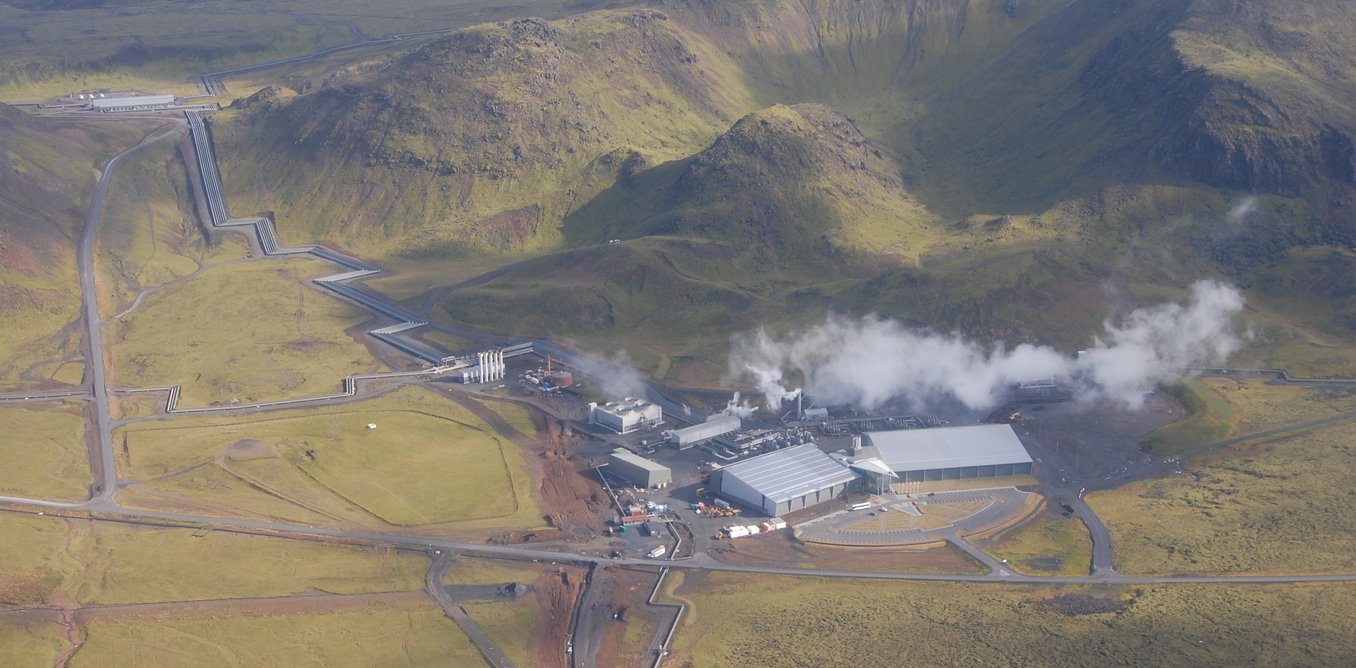 Iceland’s geothermal power plants are an ideal place to test pumping carbon dioxide underground. Dom Wolff-Boenisch, Author provided