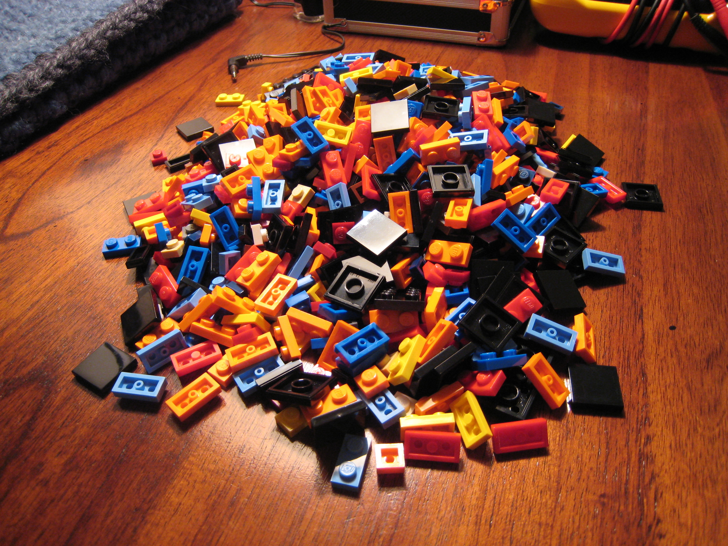 Materials science has lots of options for building. - Image Credit: dolske/flickr , CC BY-SA