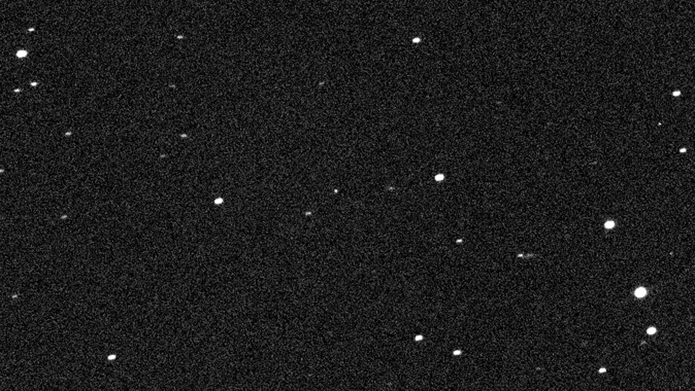 This animated gif of asteroid 2016 RB1’s close approach to Earth was imaged by astronomer Gianluca Masi on the evening of Sept. 6, 2016, using the Virtual Telescope located in Ceccano, Central Italy. - Credits: VT/Masi