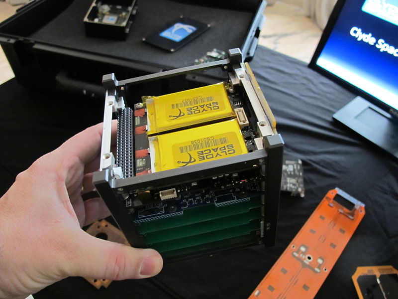 A cubesat structure, 1U in size, without the outer skin. Image Credit: Wikimedia Commons/Svobodat