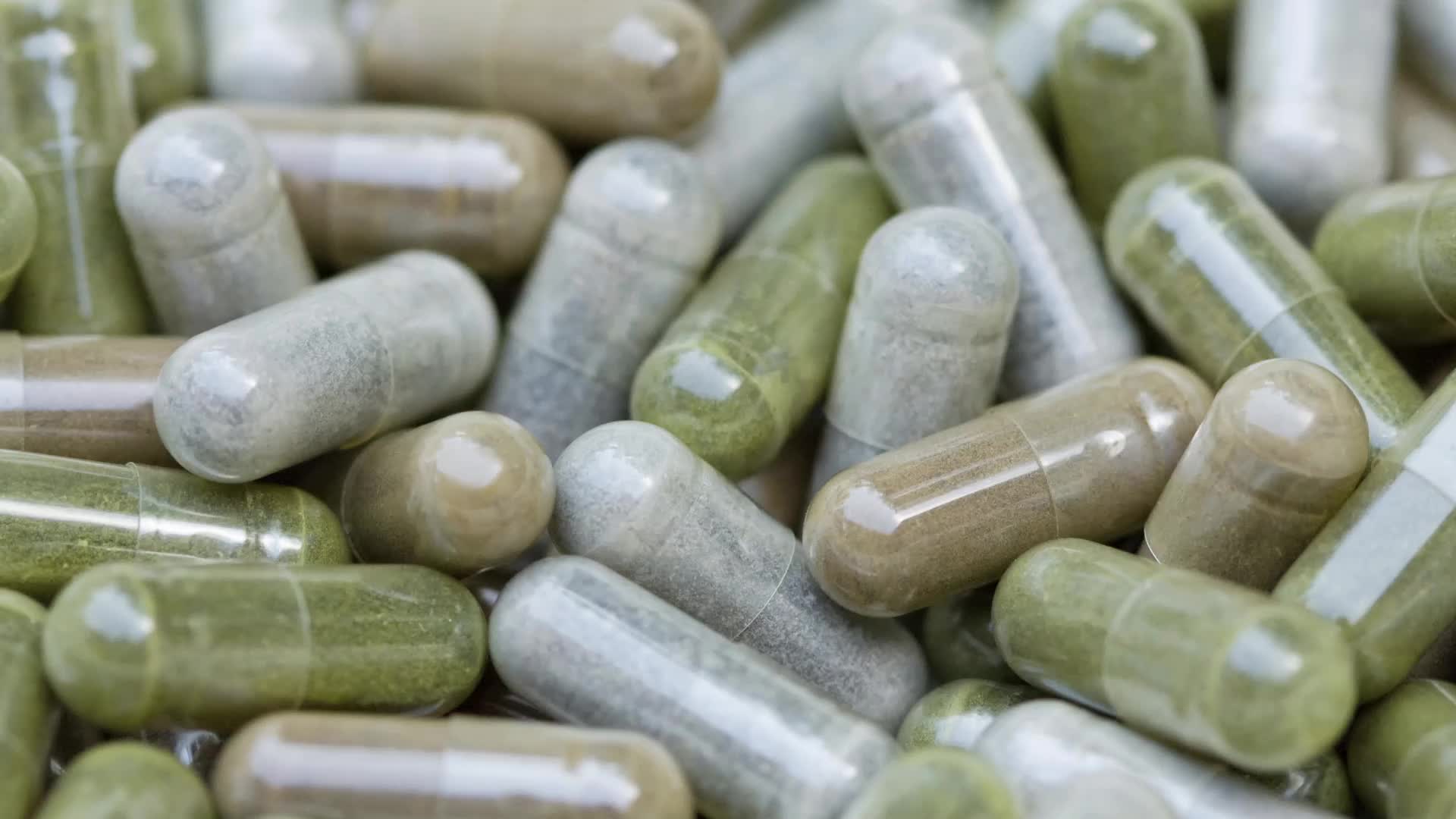 How do you really know if vitamin and mineral supplements really ‘help your heart’ or ‘boost your mood’? - Image Credit: The U.S. Food and Drug Administration/WikimediaCommons
