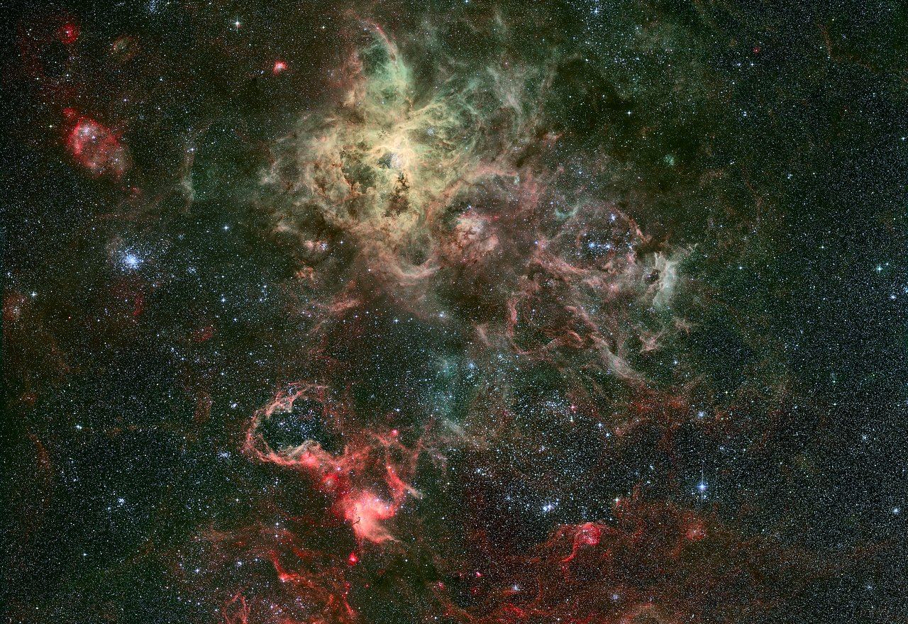 A new study from the University of Edinburgh suggests that life could be distributed throughout the cosmos by interstellar dust. - Image Credit: ESO/R. Fosbury (ST-ECF)