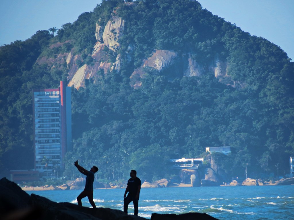 Travel is getting cheaper, but more carbon-intensive - Image Credit: Renato Podestá Castilho via flickr