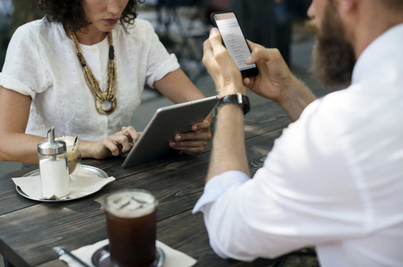 Using many devices at once doesn’t mean a person is addicted to technology. - Image Credit: rawpixel
