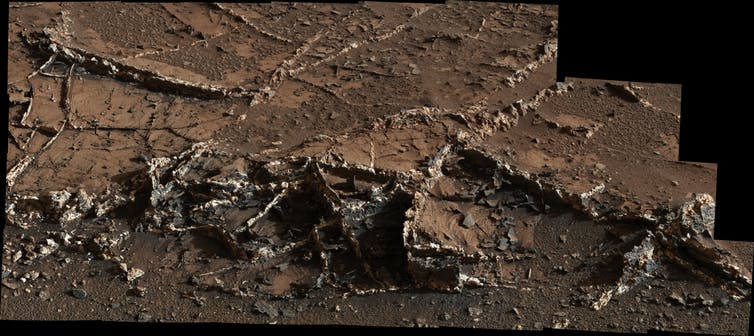 Mineral veins on Mars seen by Curiosity. - Image Credit: NASA/JPL-Caltech/MSSS