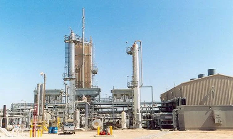 The Crude Helium Enrichment Unit in the Cliffside Gas Field, Federal Helium Program, outside Amarillo, Texas. - Image Credit: US Bureau of Land Management via Wikimedia Commons