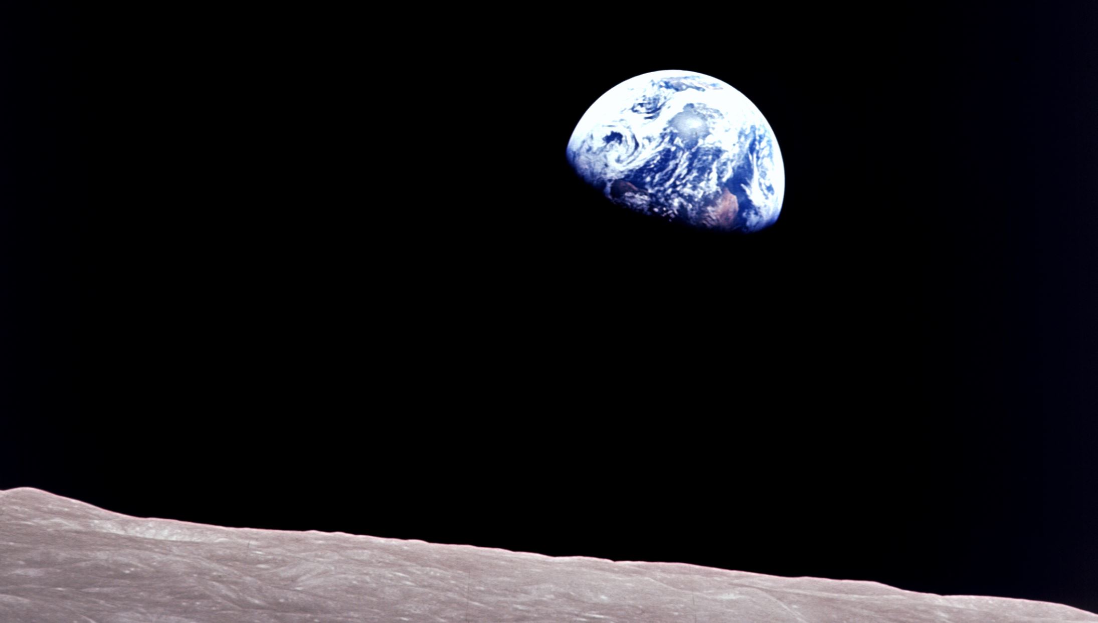 Earthrise, a photo that changed the world