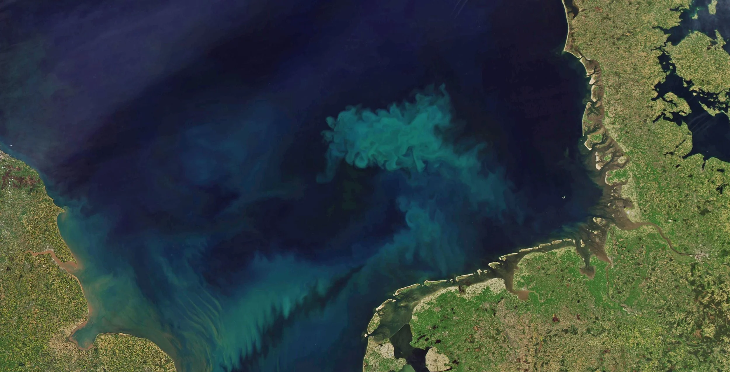 Study: Much of the surface ocean will shift in color by end of 21st century