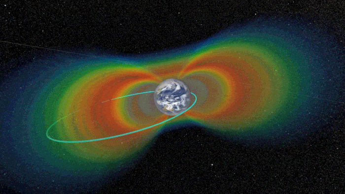 The twin Van Allen Probes have spent more than six years orbiting through Earth's radiation belts. Orbit changes in early 2019 will ensure that the spacecraft eventually de-orbit and disintegrate in Earth's atmosphere. - Image Credits: NASA Goddard's Scientific Visualization Studio