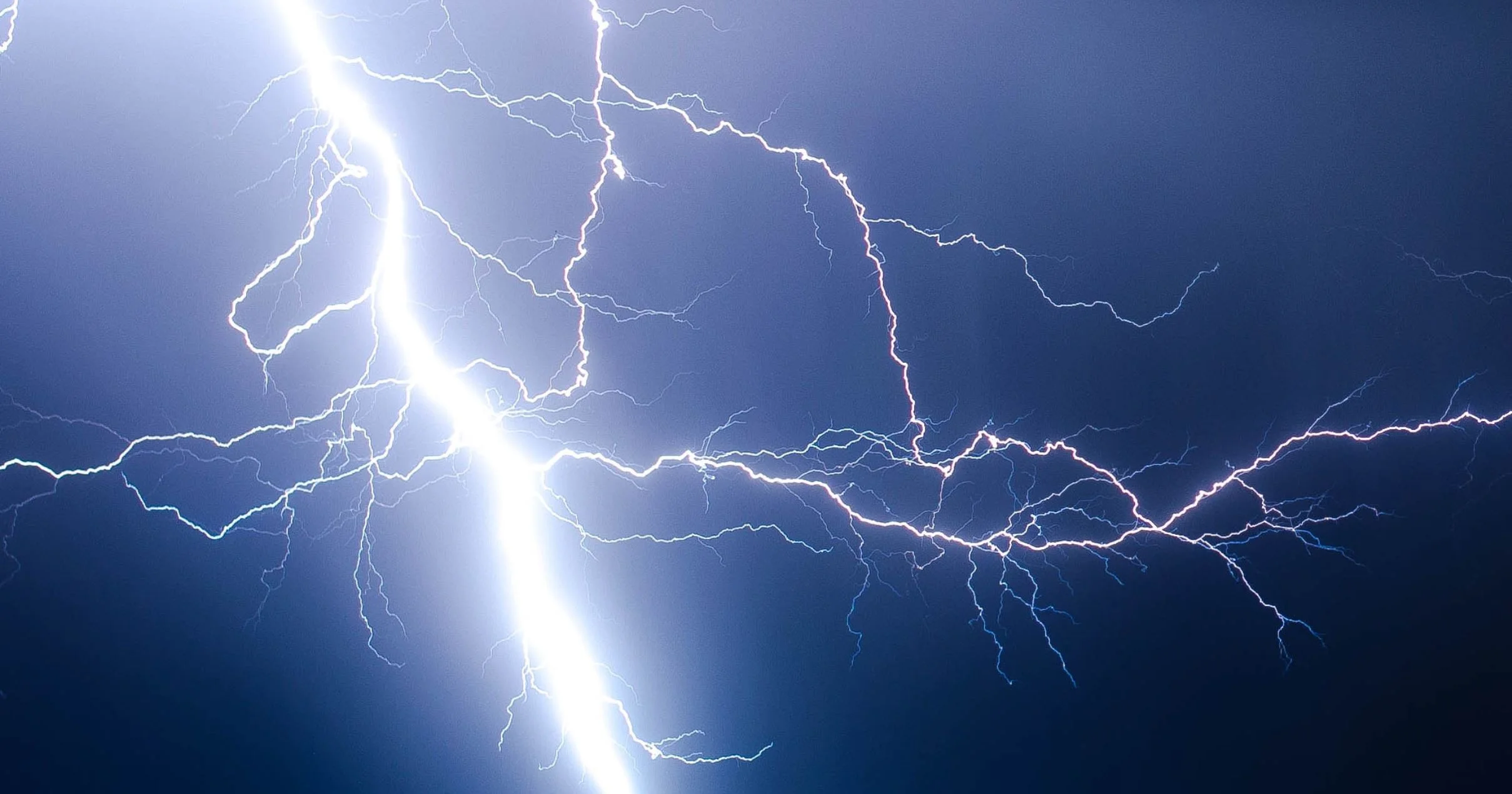 Lightning could protect power grids from hackers