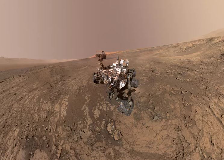 Curiosity at Gale Crater. - Image Credit: NASA/JPL-Caltech/MSSS