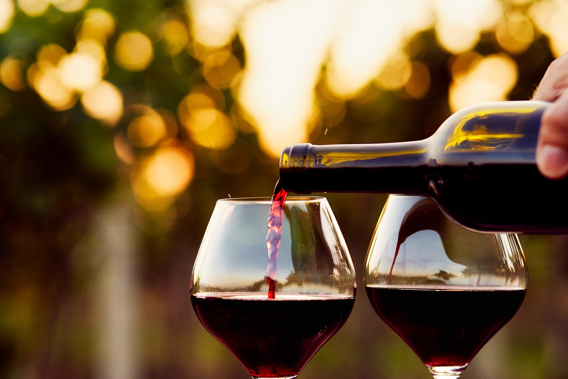 Final goal achieved - a perfectly-aged glass of wine, ready to imbibe - Image Credit: RostislavSedlacek via Shutterstock - HDR tune by Universal-Sci