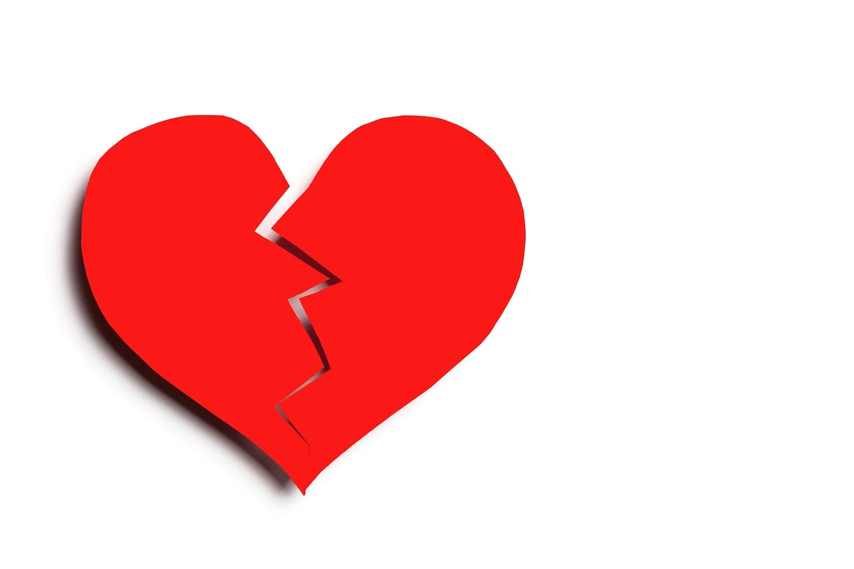Its broken heart. Расколотое сердце. Мини разбитое сердце. Its broken heart. Обои в виде разбитого сердца.