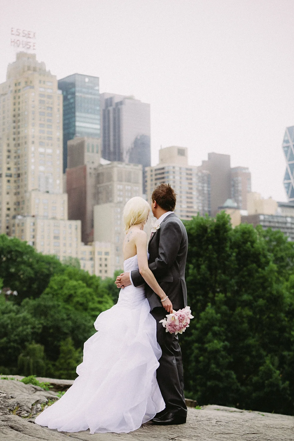 CENTRAL PARK INTIMATE WEDDING : ESZTER+DAVID 