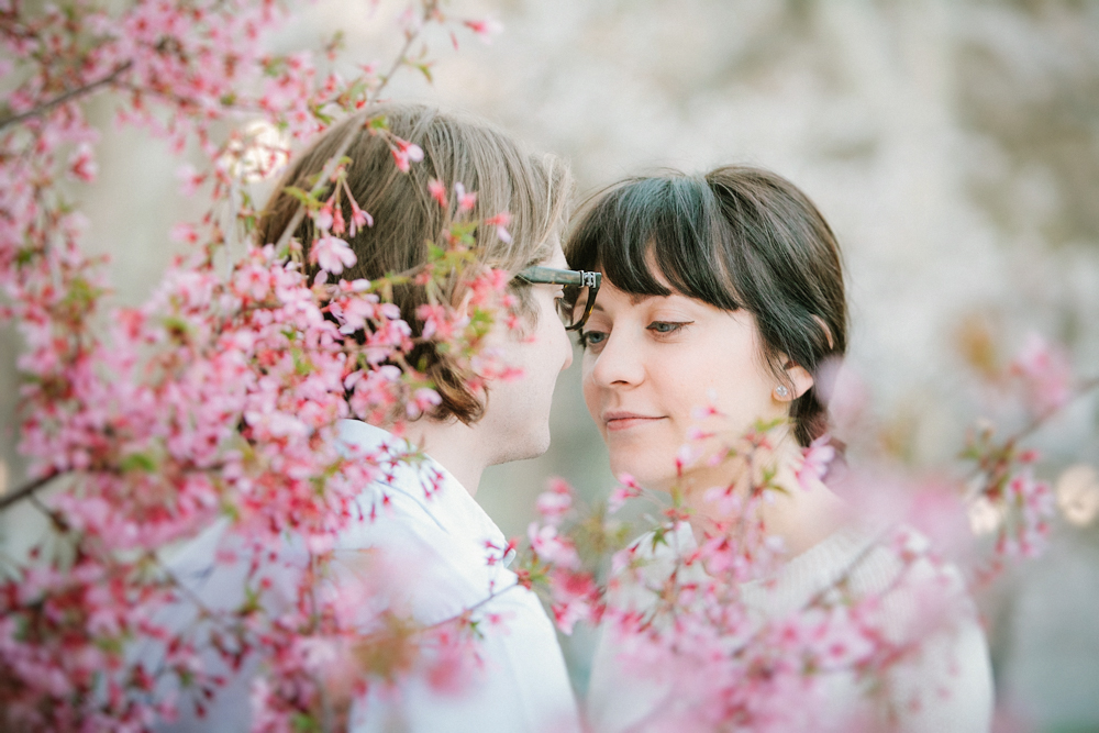 Central Park spring engagement session by Tanya Isaeva Photography