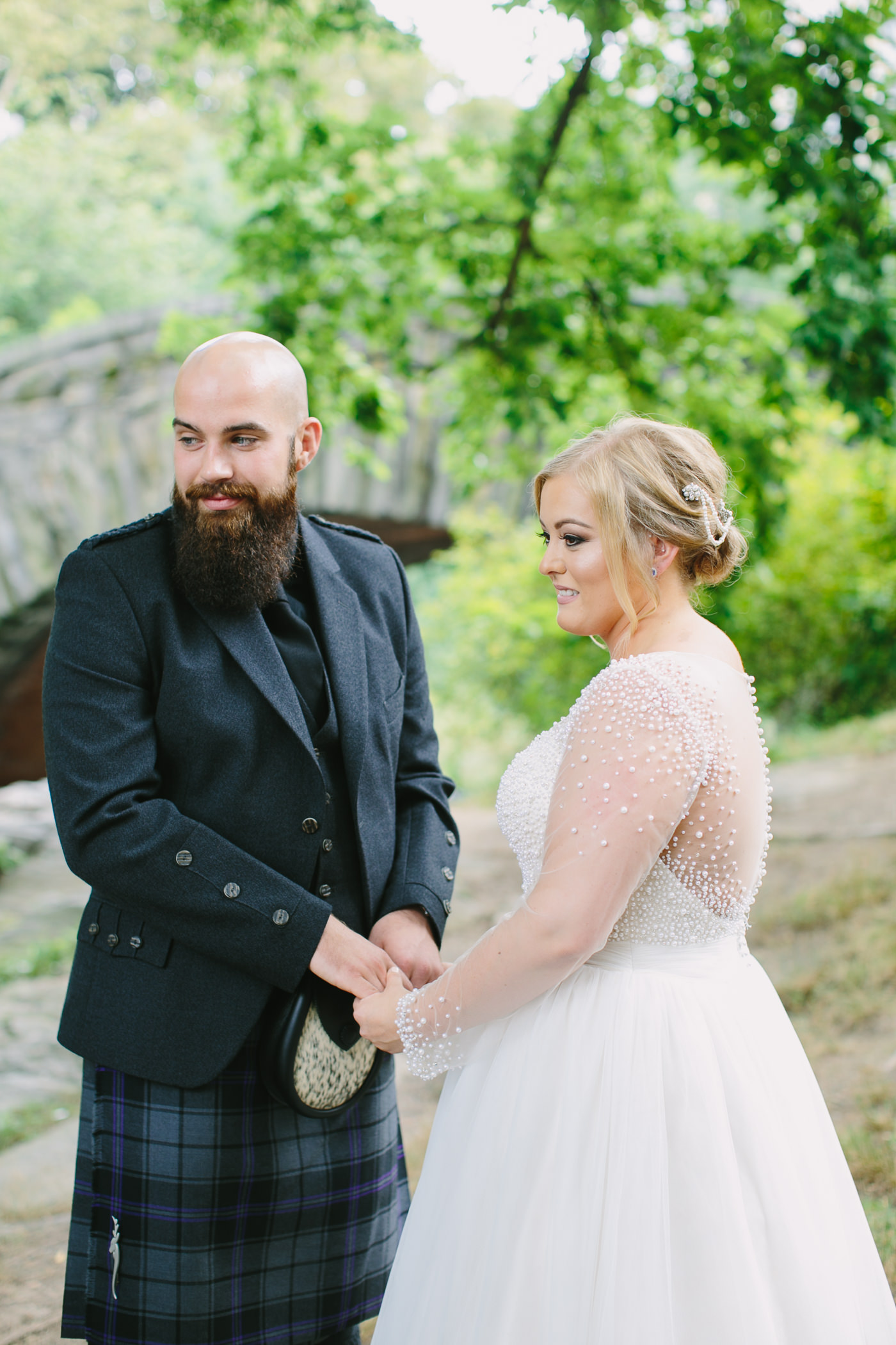 Central Park-Gapstow-bridge-wedding_H&K-23.jpg