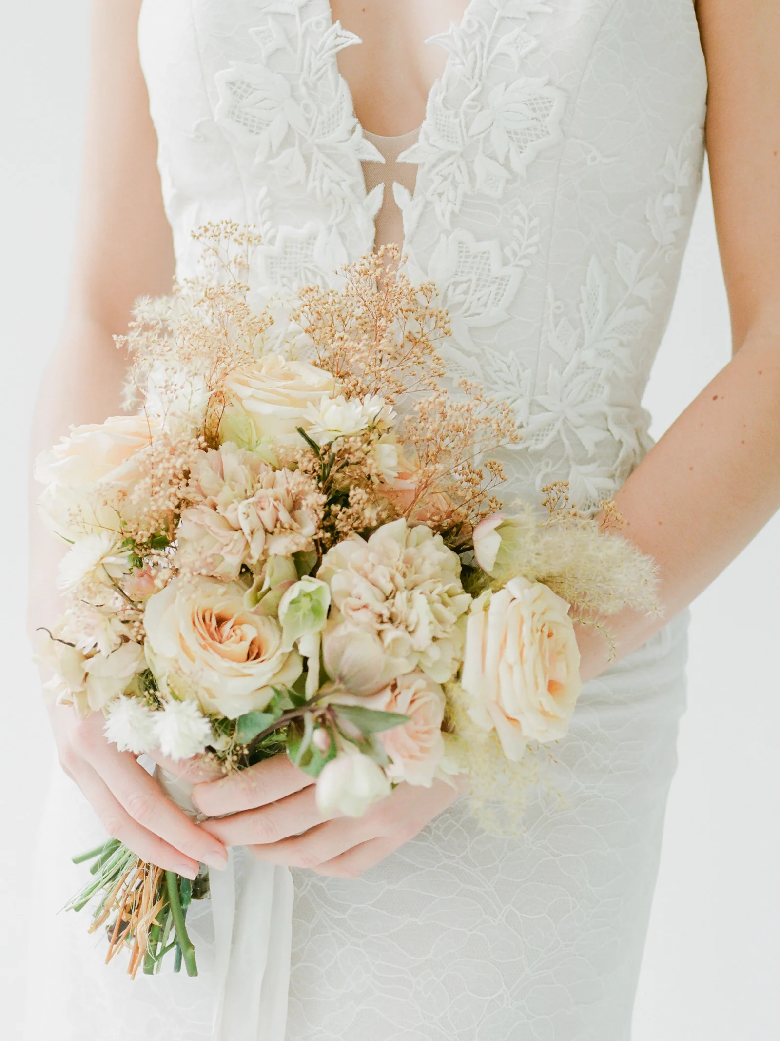 MARINA_SEMONE_2019_BRIDAL_COLLECTION_EDITORIAL-81.jpg