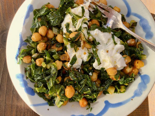 Collard Greens with Spiced Chickpeas