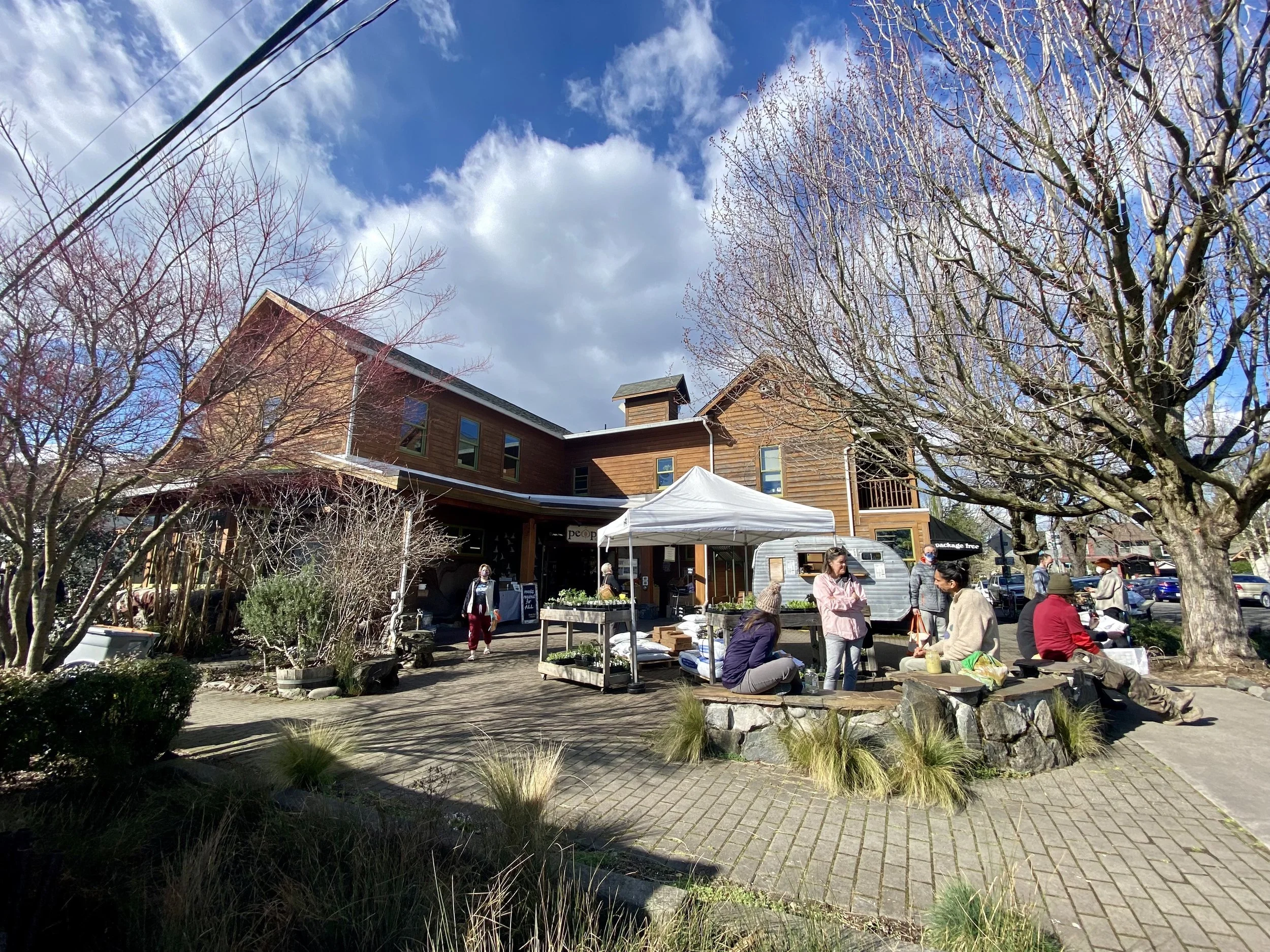 Thriving, Local, and Cooperative: Author talk with Jon Steinman of Grocery Story