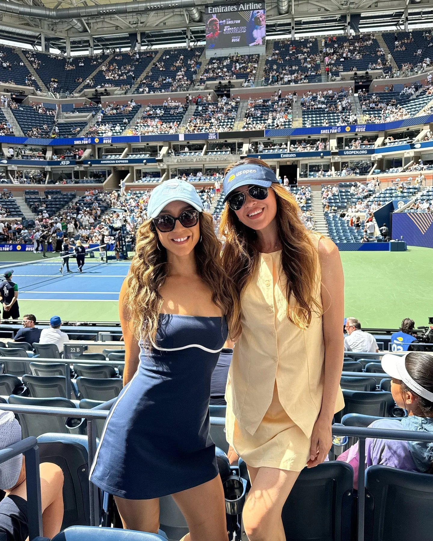 Courtside for my first @usopen (!!!) 🎾 thank you to my client and friend @atptour @kate_flory_atp for having my sister and I at Opening Day!

Loved seeing:
- My favorite athlete couple @benshelton @trinity_rodman 🫶🏽
- World #1 @arynasabalenka🥇
- 