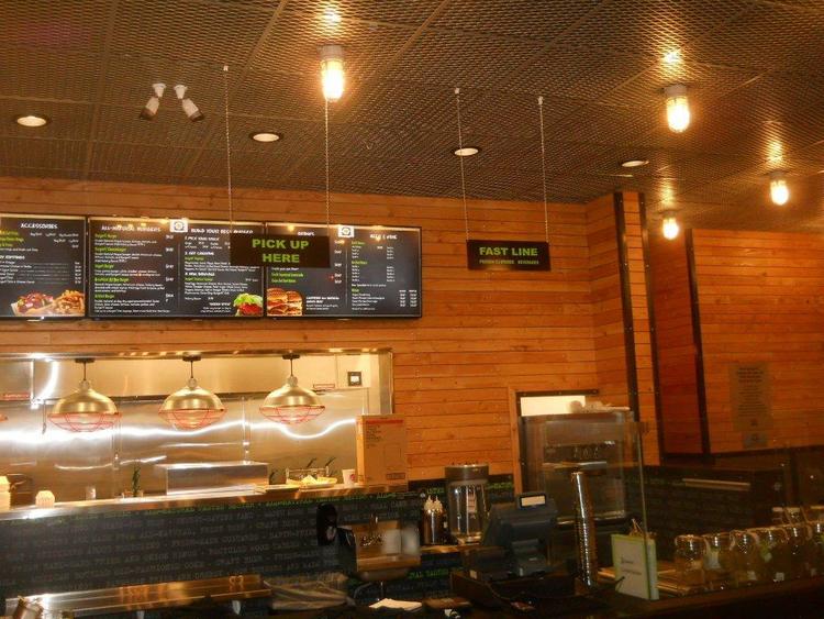 Parkerpropertygroupreview+on+Burgerfi+in+Anchorage+Ak.jpg