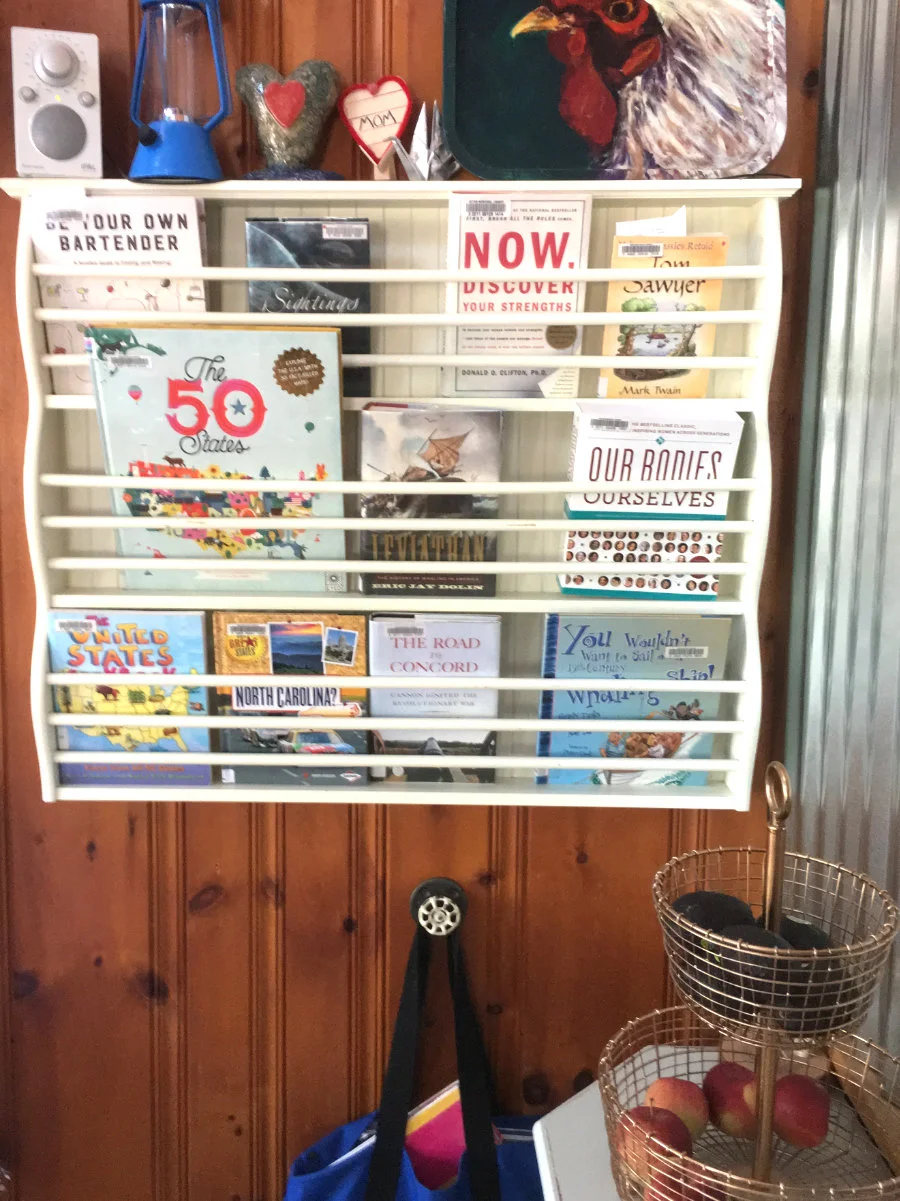 bookrack.jpg