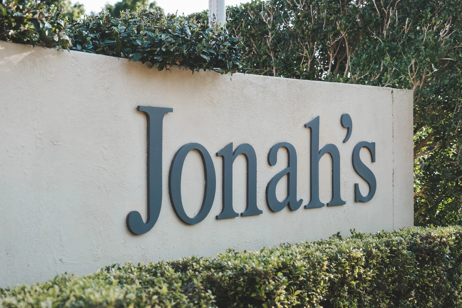 jonahs-whale-beach-wedding