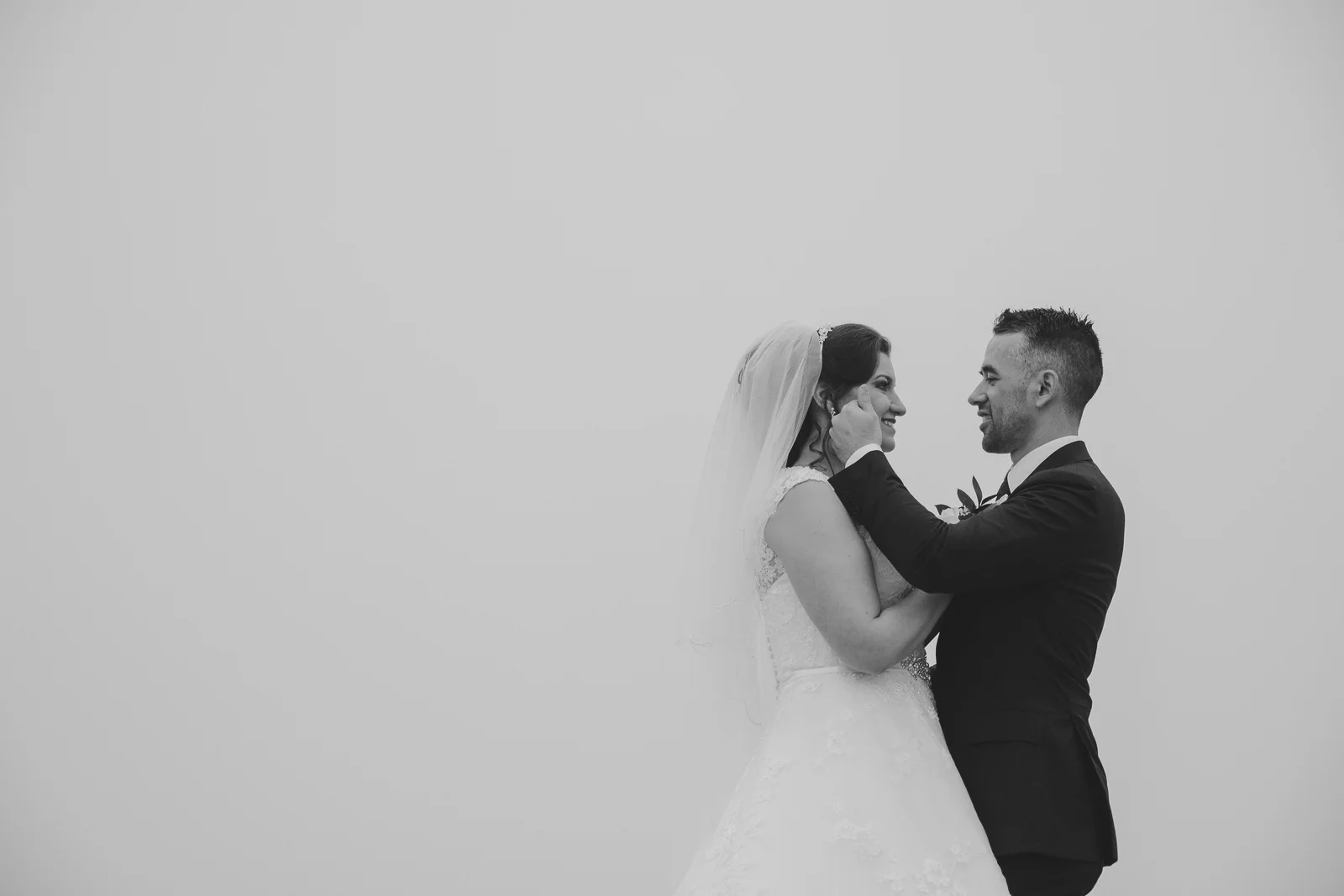 blue-mountains-lincolns-rock-wedding