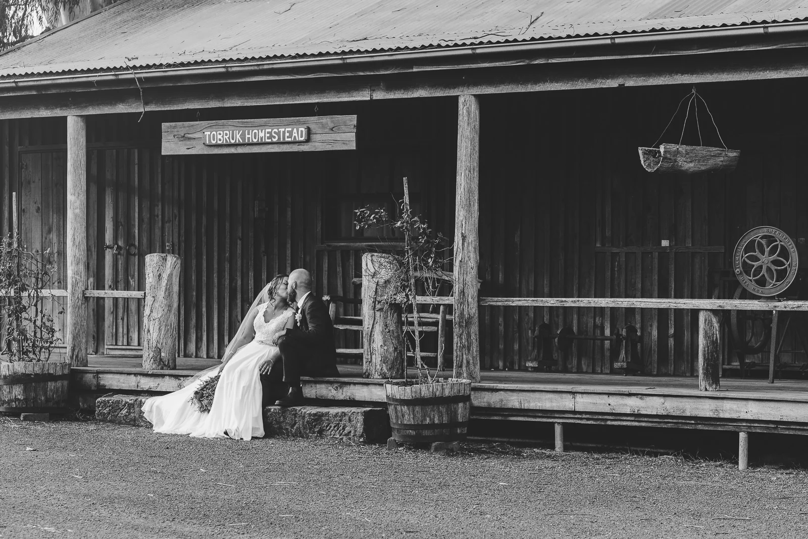 tobruk-sheep-station-wedding