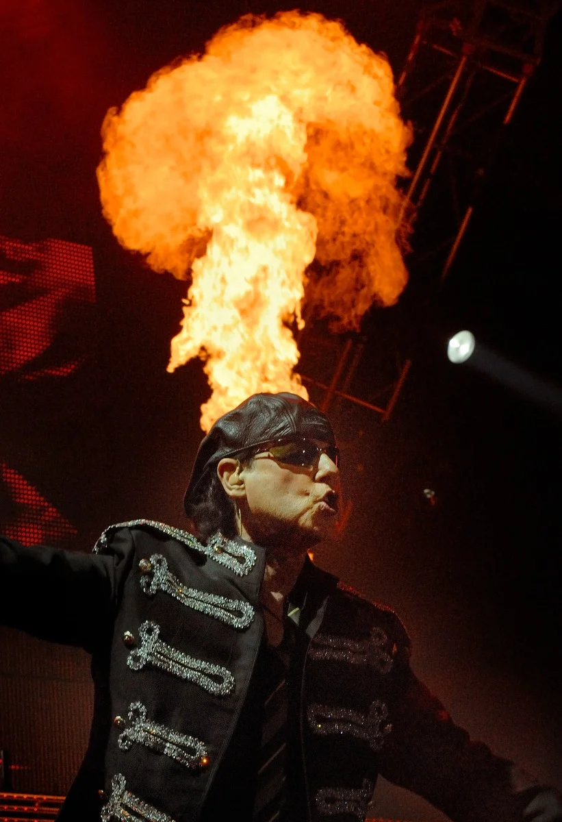 scorpions_20100507_142.JPG