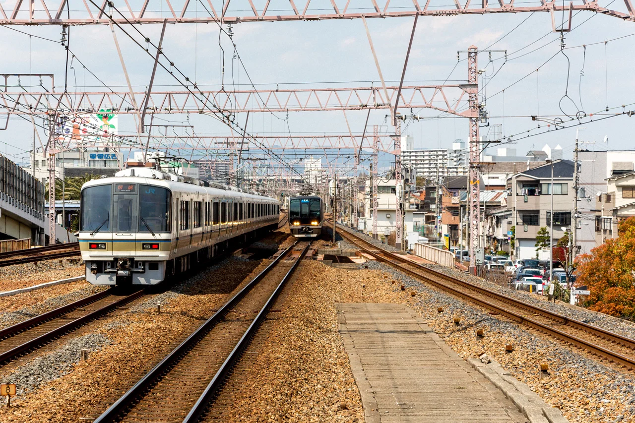 Osaka-trains
