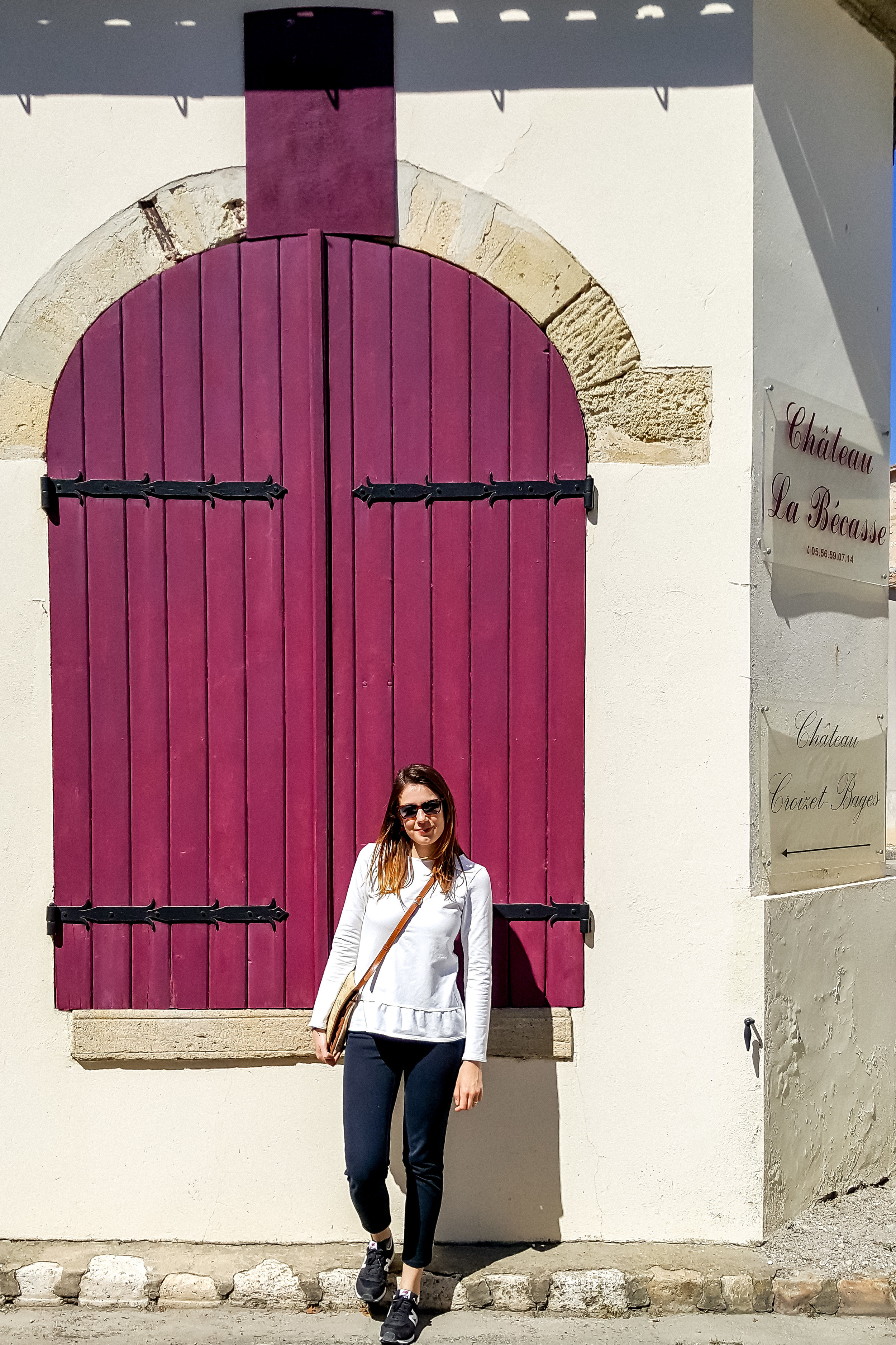 Windows in the village of Bages