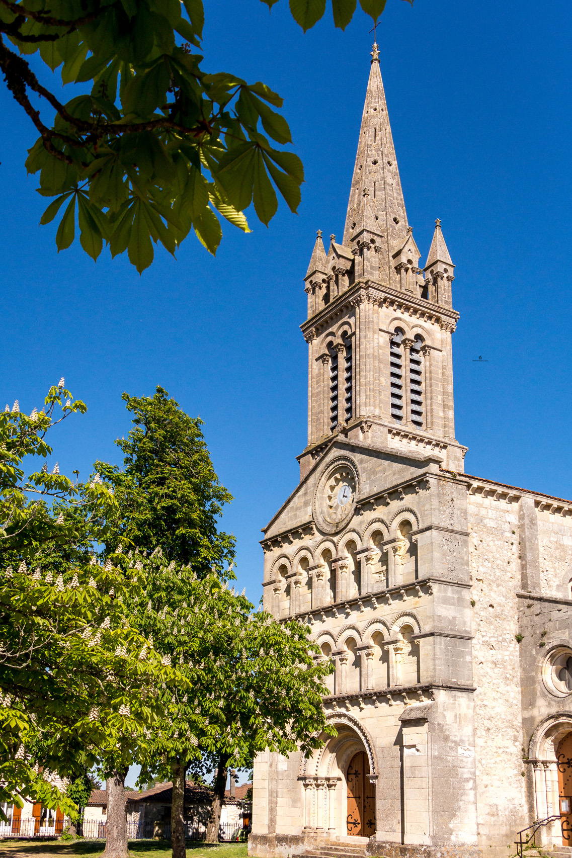 Church in Saint-Yzans de Medoc