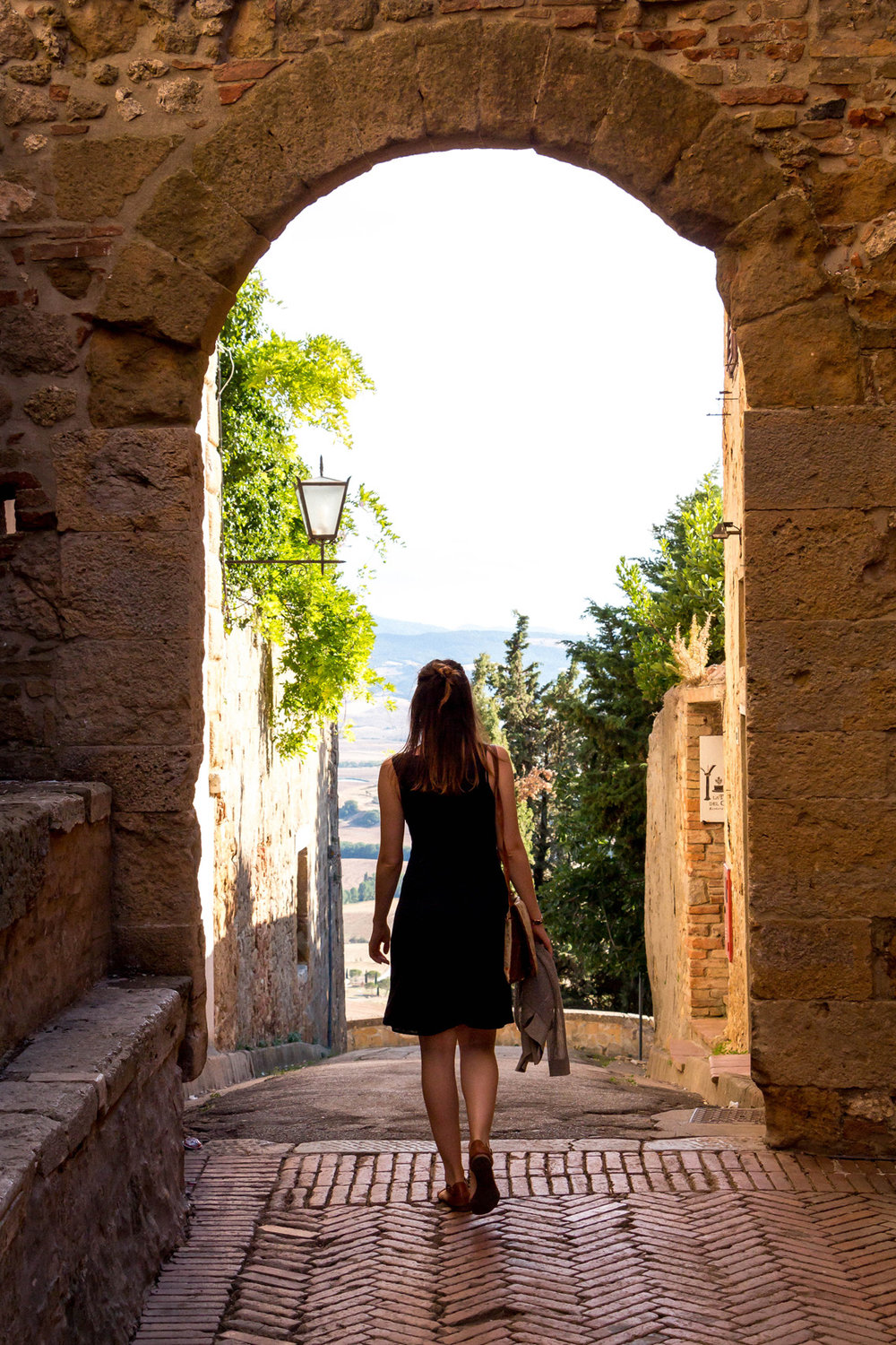 Walking the streets of Pienza, Tuscany