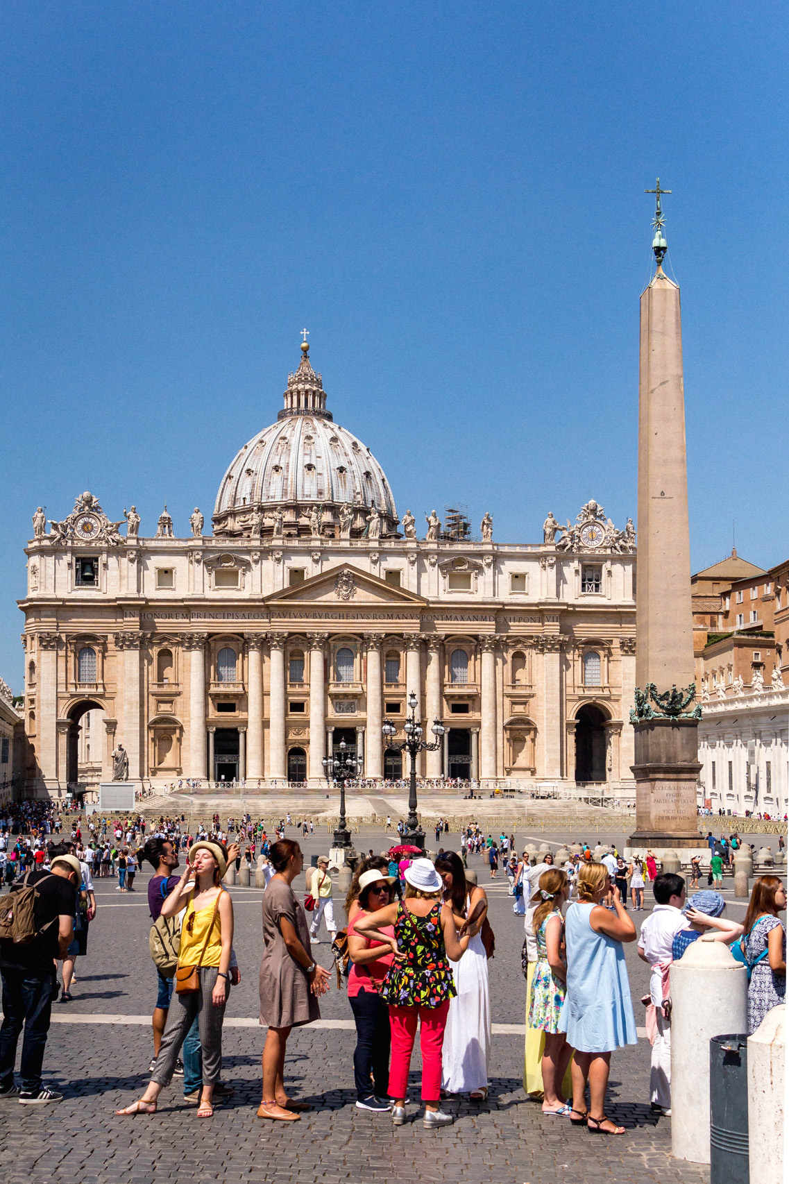 The line for S. Peter's Basilica, Vatican