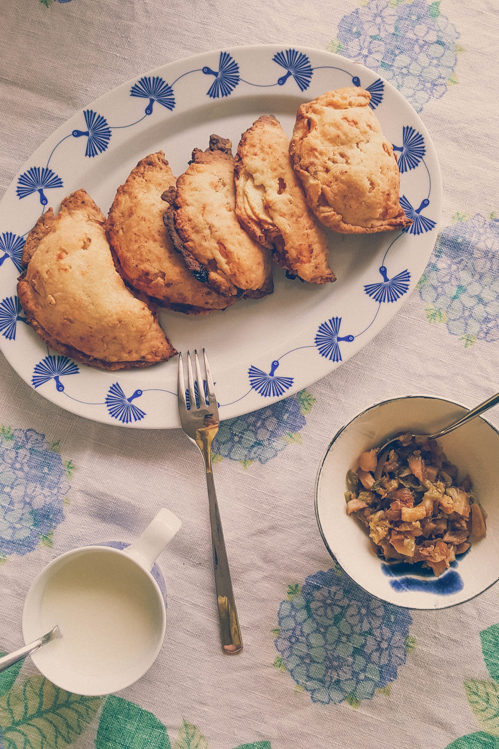 Apple cheddar pies