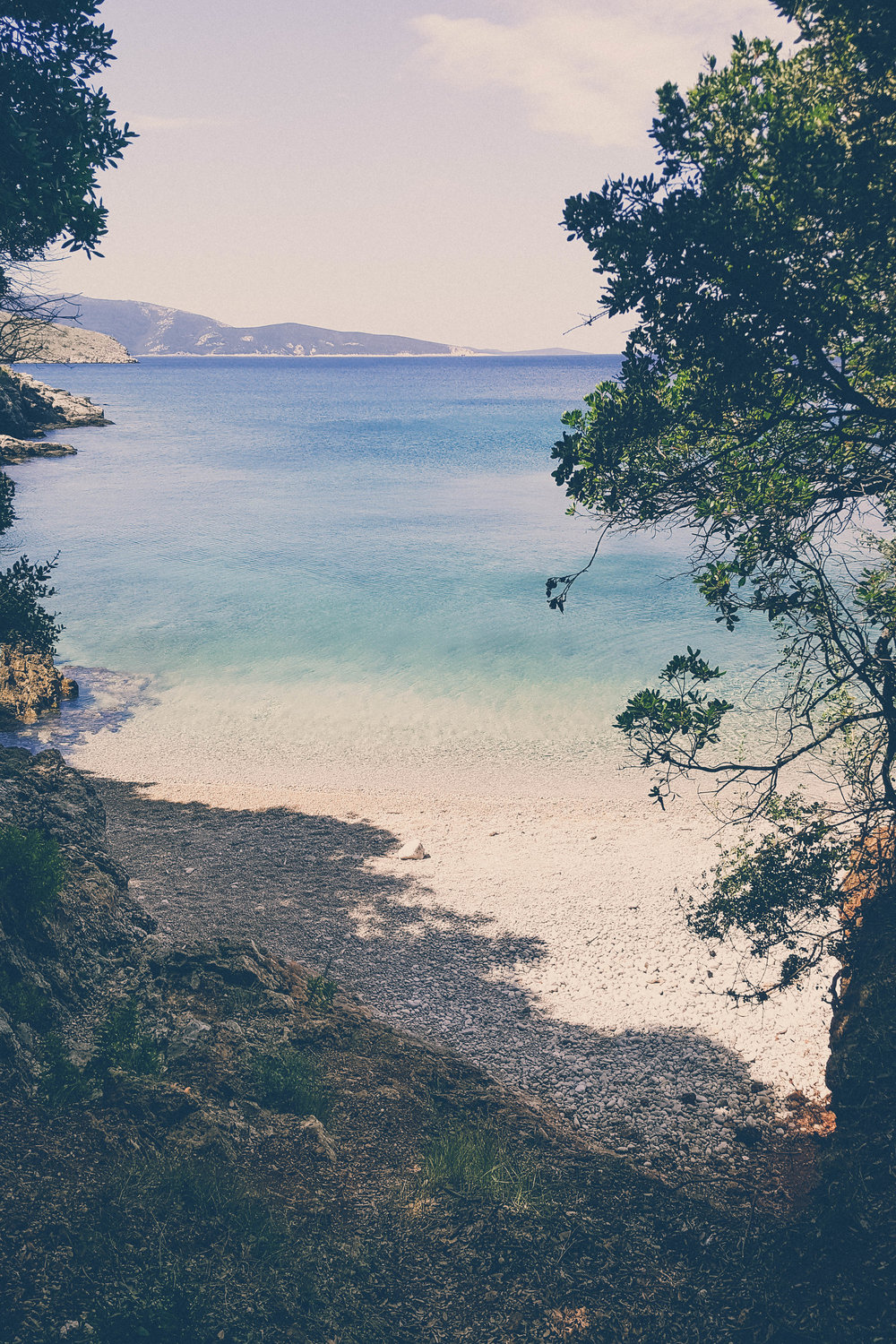 Ustrine beach, Cres