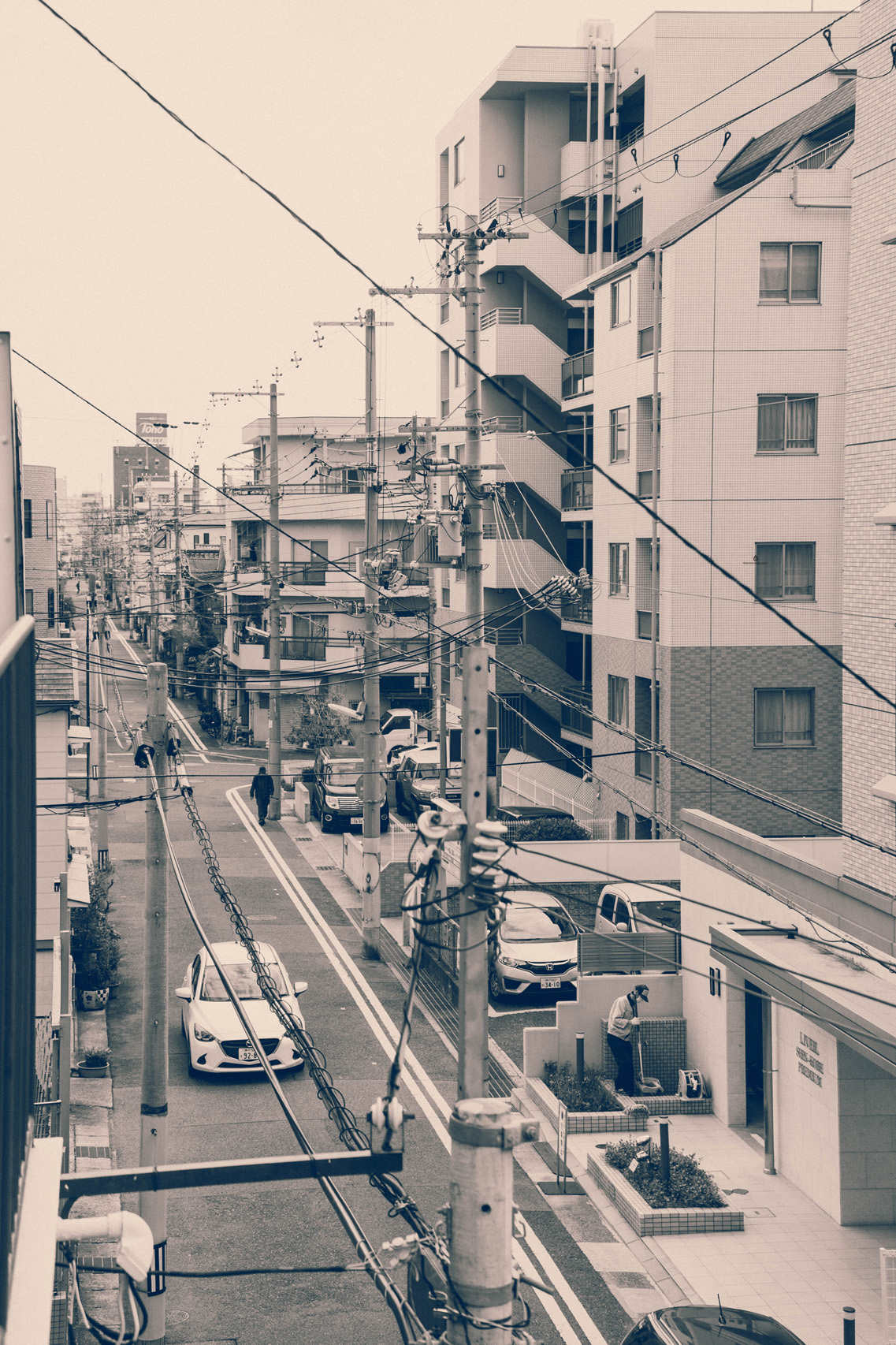 A street near Shin-Kobe station