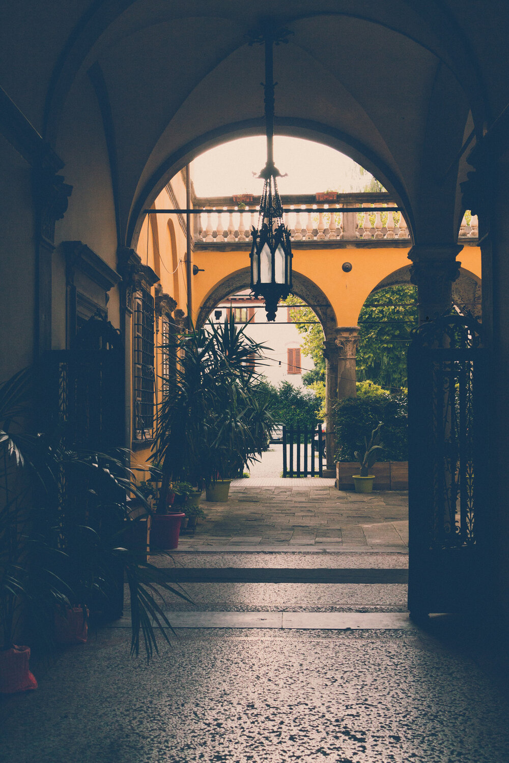 Hidden courtyard in Lucca, Italy