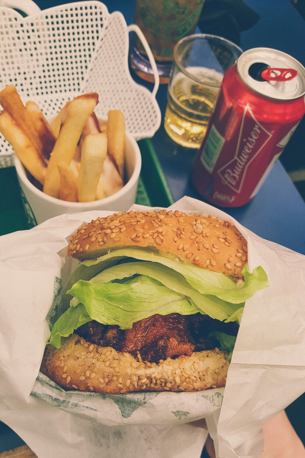 Chinese Chicken Burger, Lucky Pierrot