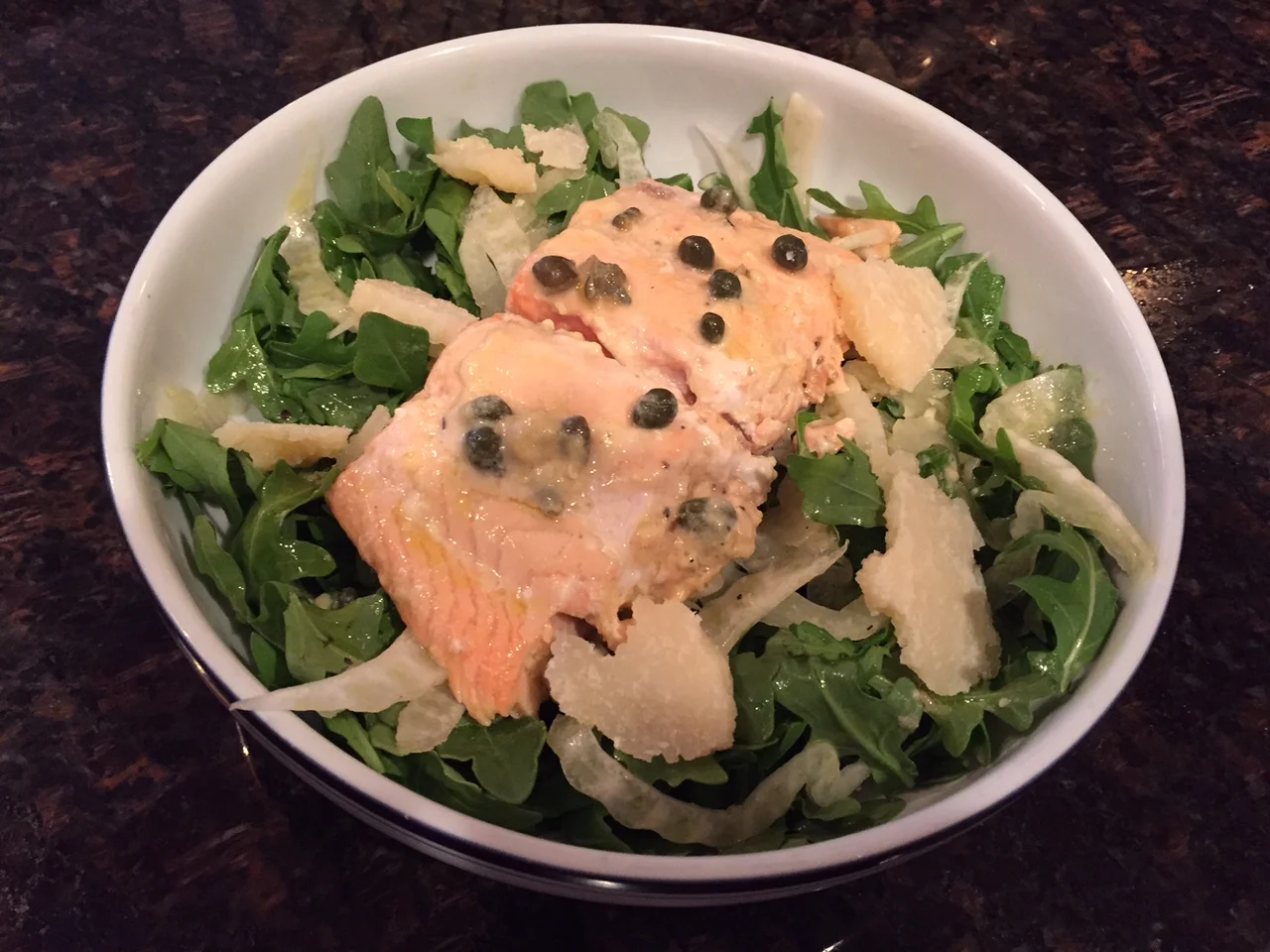 Clean Eating: Salmon On Arugula Salad
