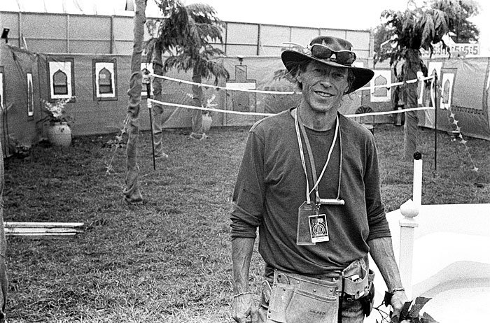 Jerry, the garden builder.STUNICGLAST013