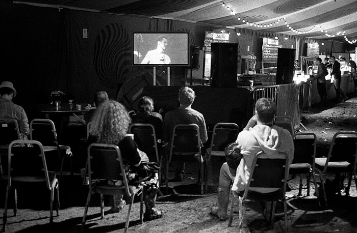 Watchning Coldplay on the TV. STUNICGLAST021