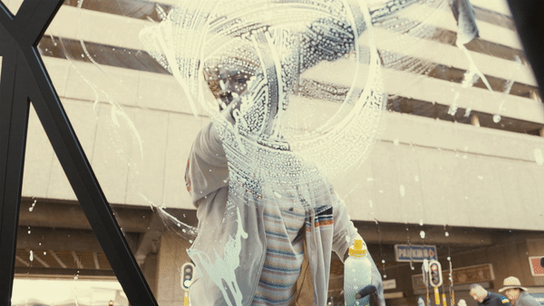 40_WW cleaning window.gif