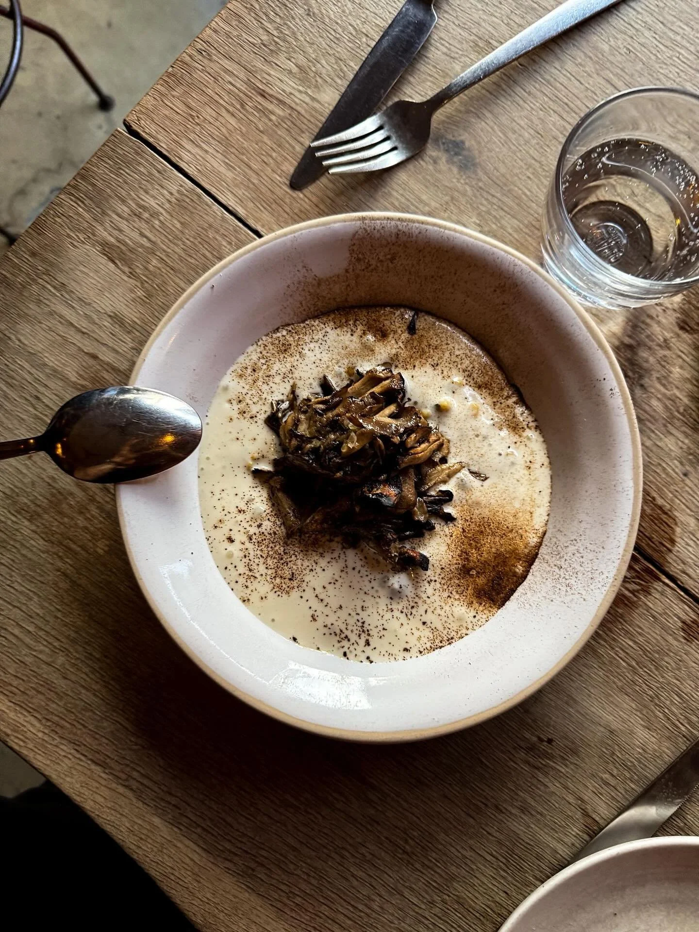 ONE MORE WEEK OF ETHAN!
 
Corn, barley, Parmesan &amp; maitake. 
When the veggie option is that good, you know you&rsquo;re in good hands&hellip; 

Feeling very lucky to collaborate with such amazing chefs. It is a very special thing to witness peopl