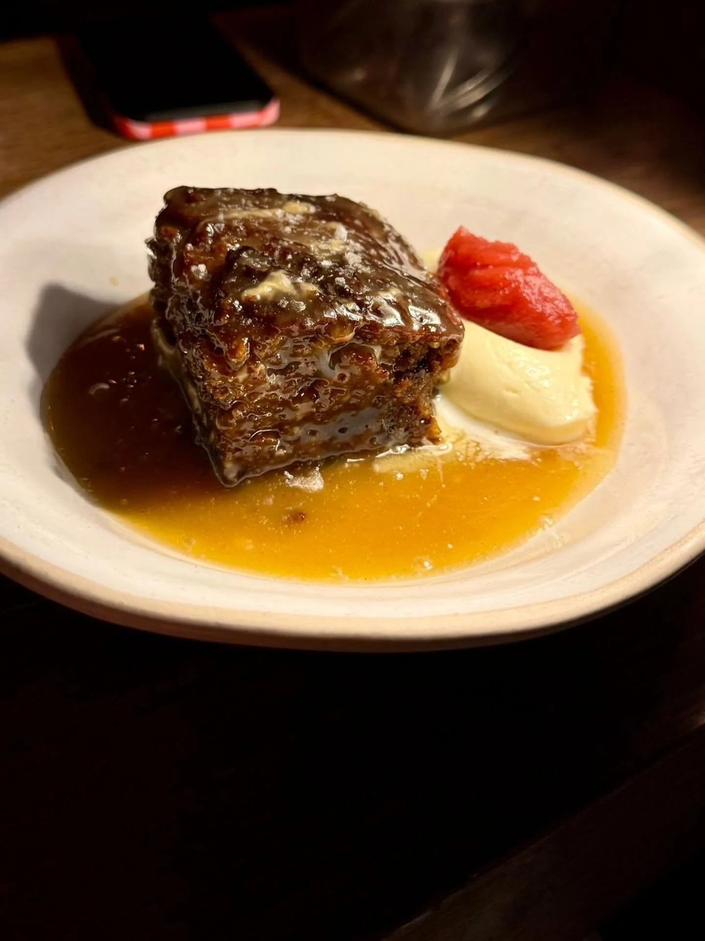 FIVE SPICE GF STICKY TOFFEE PUDD, SICHUAN KETCHUP 🫡
@martasandini is unstoppable!!

It&rsquo;s a bit like if monkeys, sea lions, snails and dinosaurs were having a chat about climate change whilst drinking Ganevat.
Let say, quite fucking unbelievabl