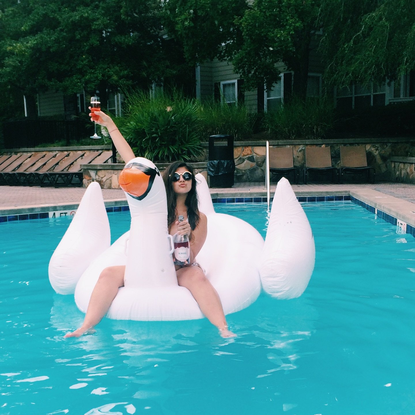 2016: 23, jumping on a plane whenever I could, saying yes to everything. oh how I miss it ❤️