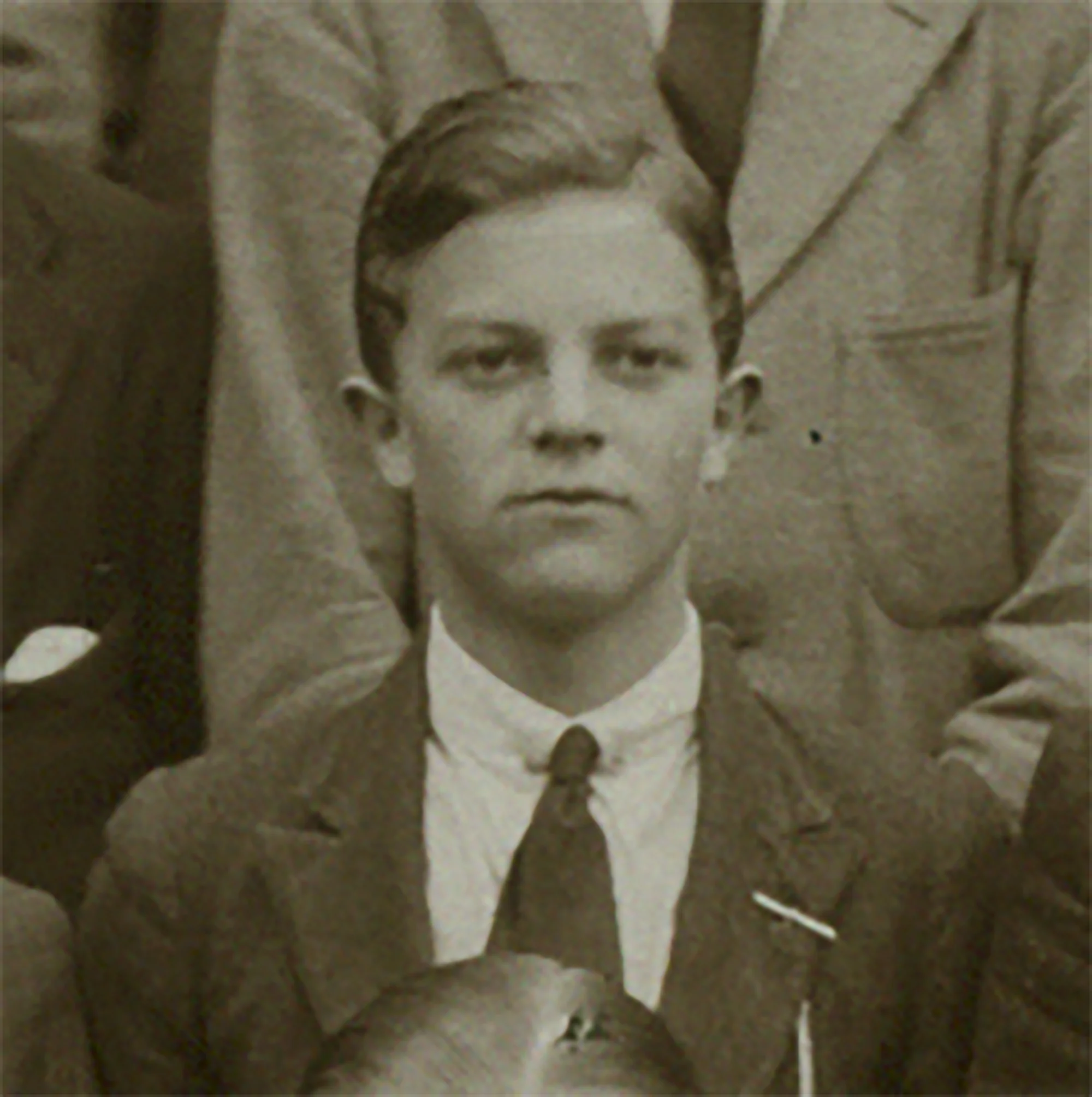1940_07_08_cooke_desmond_1924_chichester_house_photograph_cropped.jpg