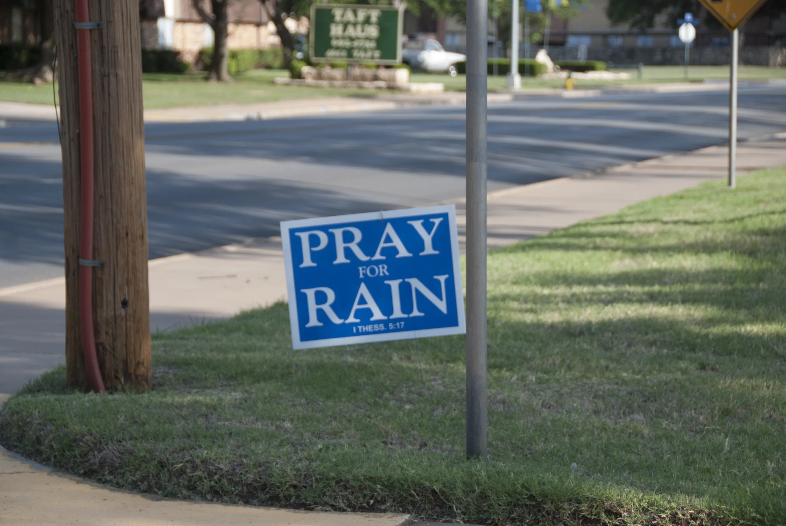 pray_for_rain_sign.jpg