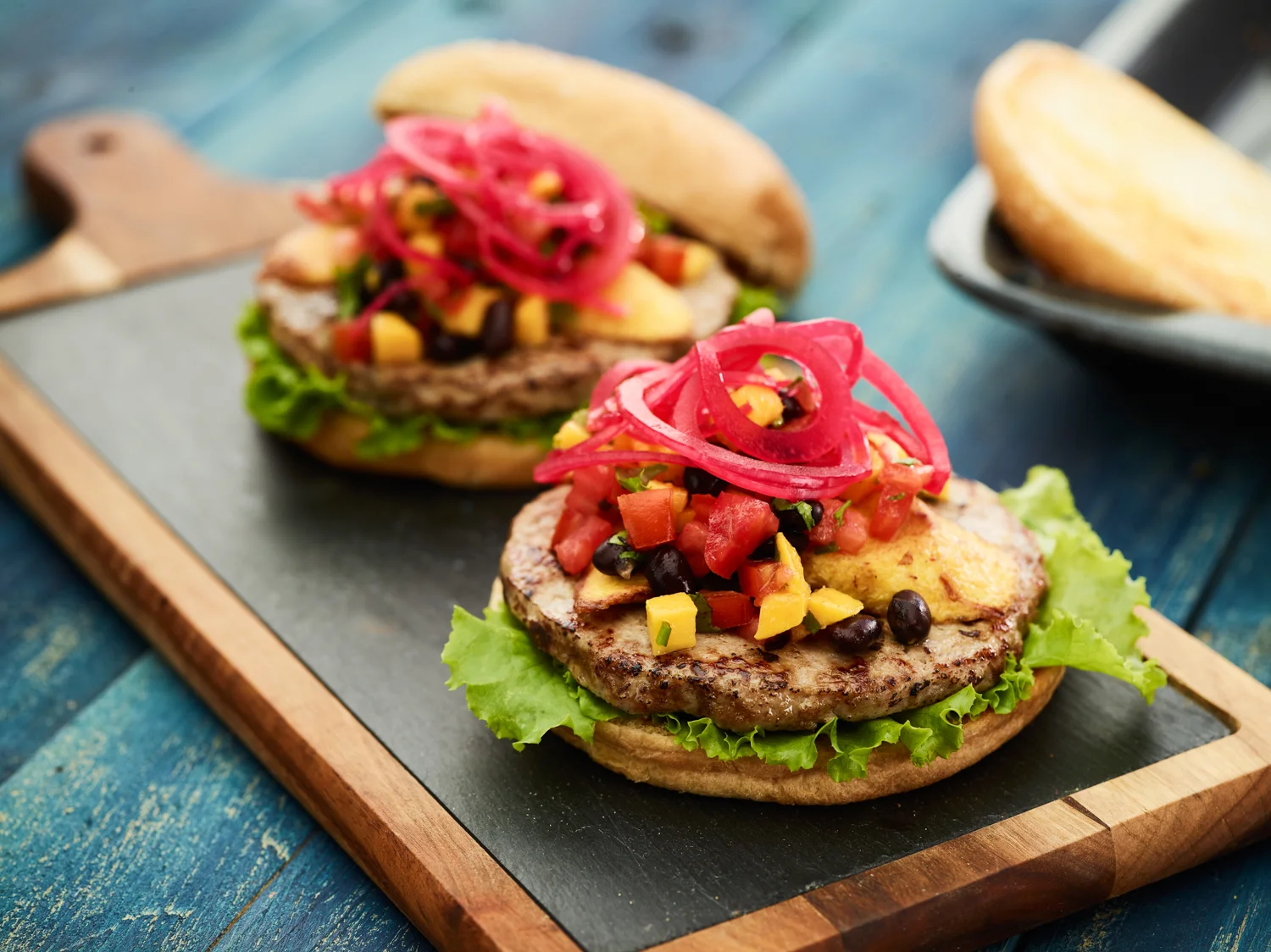 08JUNE2017 CB Burgers37086.jpg